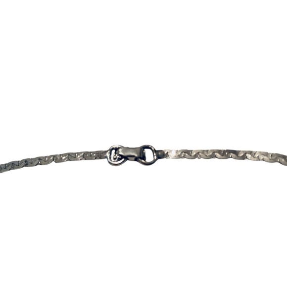 Delicate Vintage Faux Pearl Necklace - Picture 3 of 5